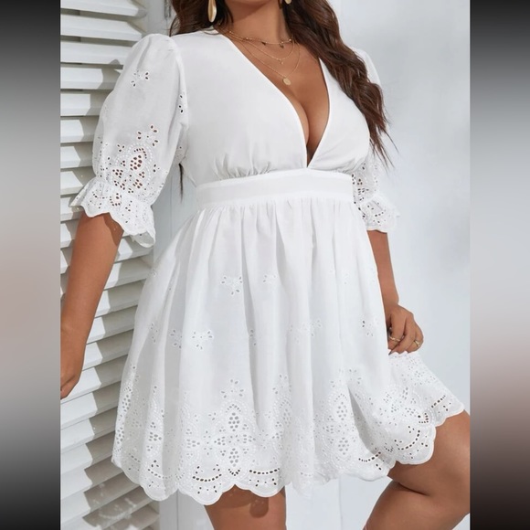 Boho white embroidered scallop hem dress - Picture 13 of 16